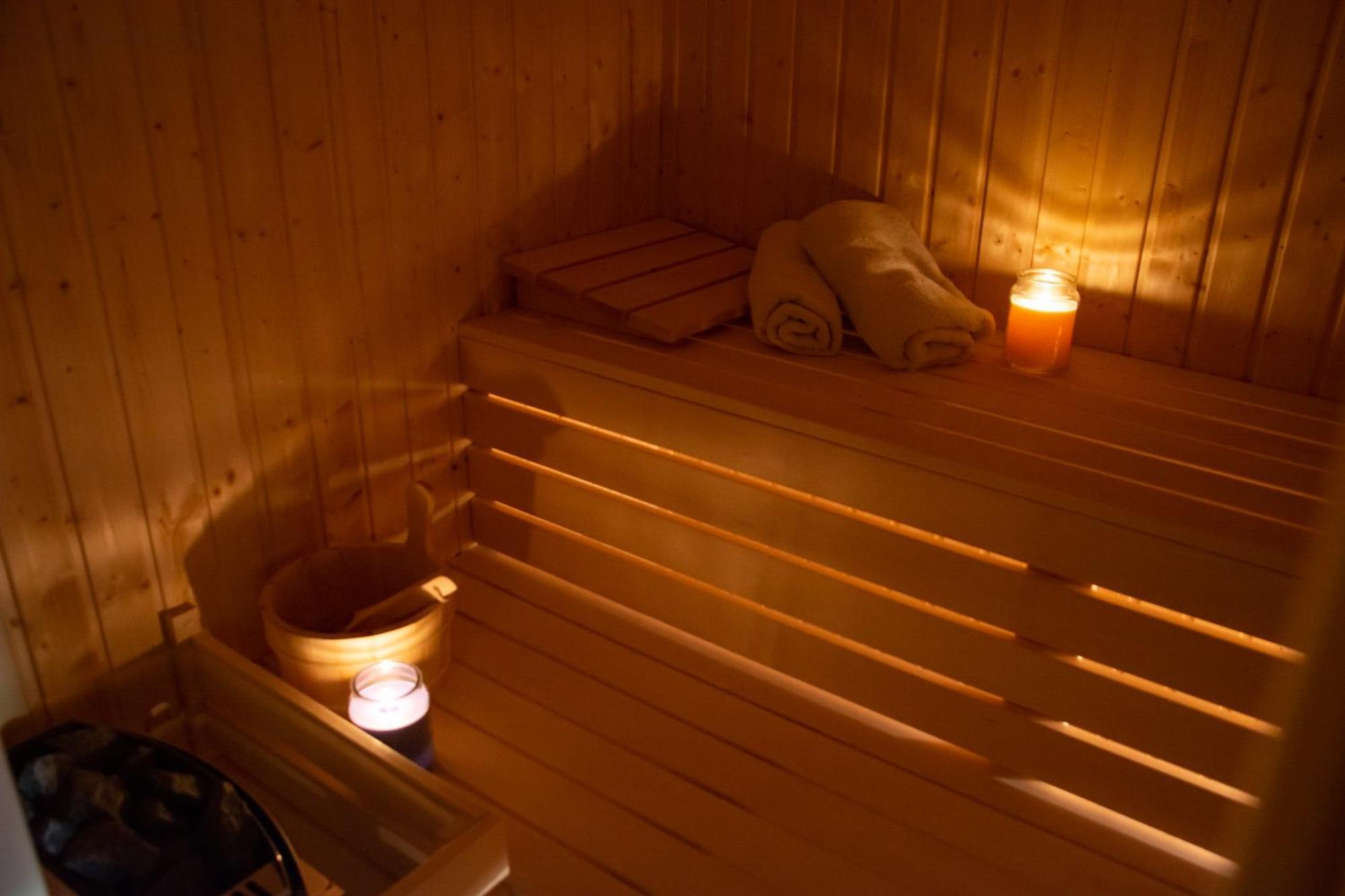 Checz Goscinna- Pokoje,Sauna,Jacuzzi, Sala Konferencyjna Grzybno Exteriör bild