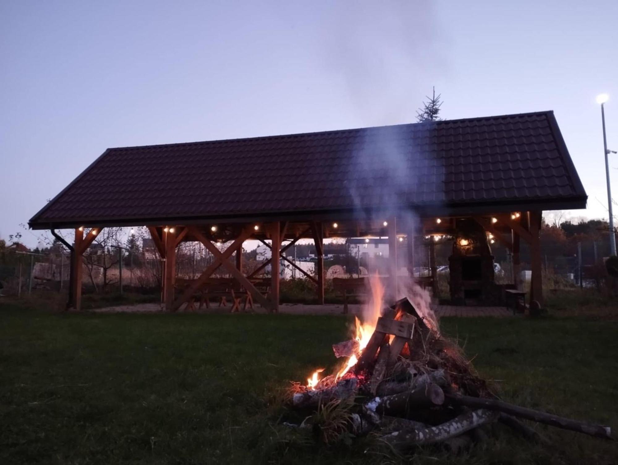 Checz Goscinna- Pokoje,Sauna,Jacuzzi, Sala Konferencyjna Grzybno Exteriör bild