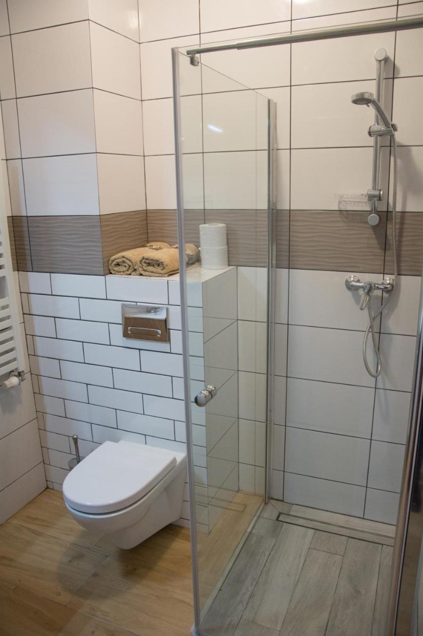 Checz Goscinna- Pokoje,Sauna,Jacuzzi, Sala Konferencyjna Grzybno Exteriör bild